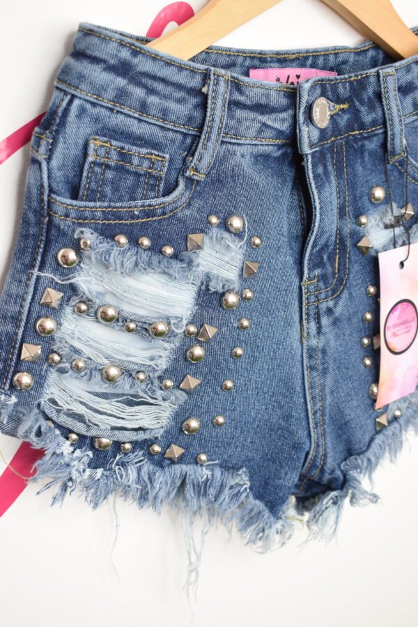 SHORT JEANS WITH METAL ACCESORIES - Image 2
