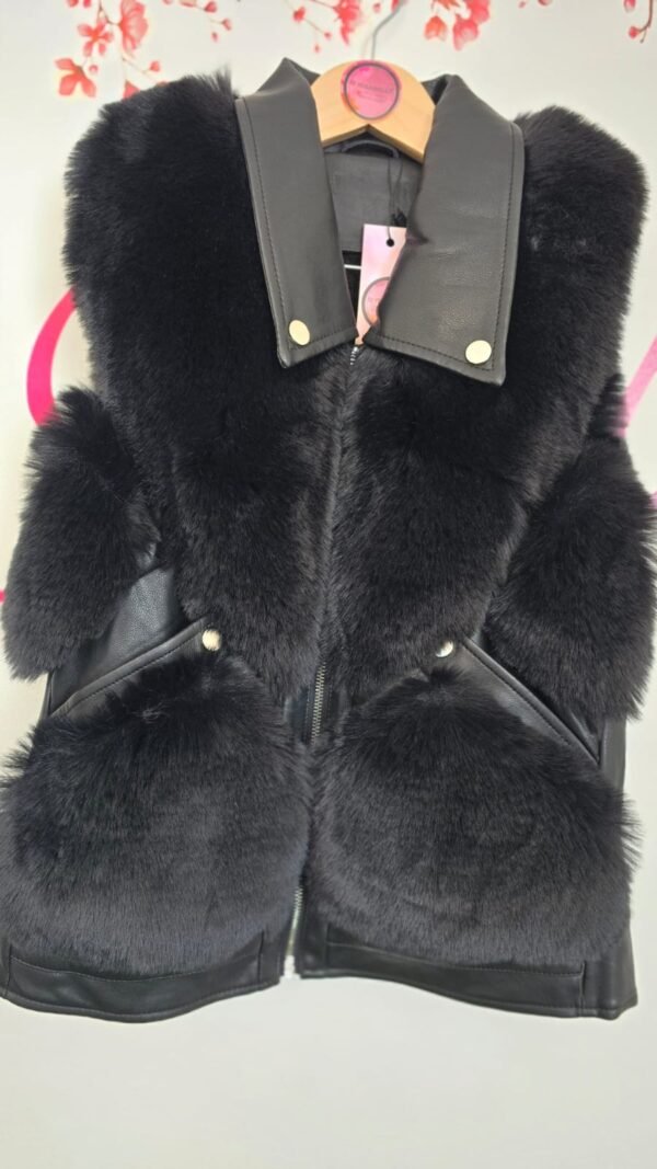 GIRL BLACK GILET - Image 2