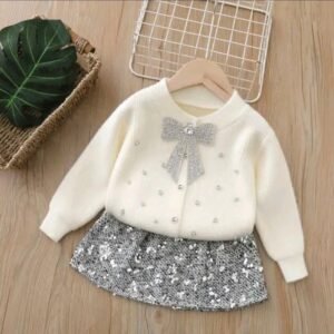 GIRL CREAM OUTFIT SILVER BOW