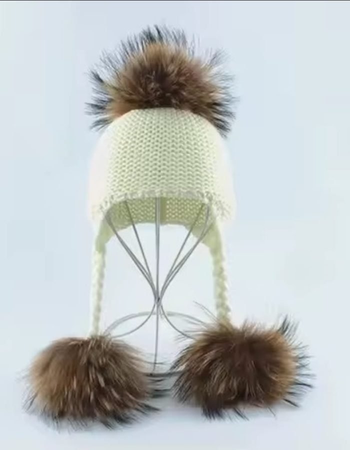 REAL FUR 3 POM POM WHITE HAT